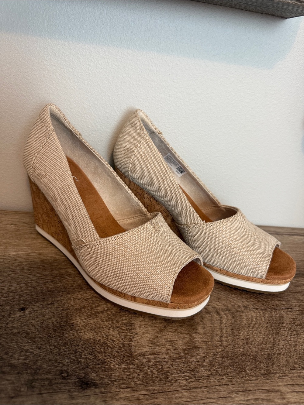 Toms Essential Peep Toe Wedge